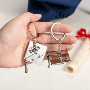 Class of 2025 Personalized Name Bachelor Cap Keychain, Bag Accessory