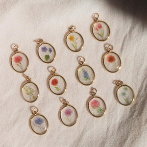 Personalized Birth Flower Family Bouquet Necklace