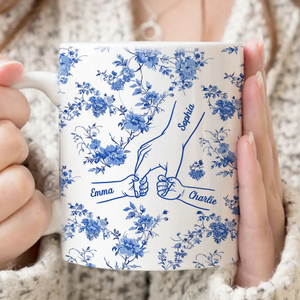 Mom & Kids Hands Holding Outline Chinoiseries Pattern Personalized Mug