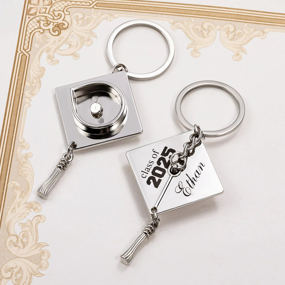 Class of 2025 Personalized Name Bachelor Cap Keychain, Bag Accessory