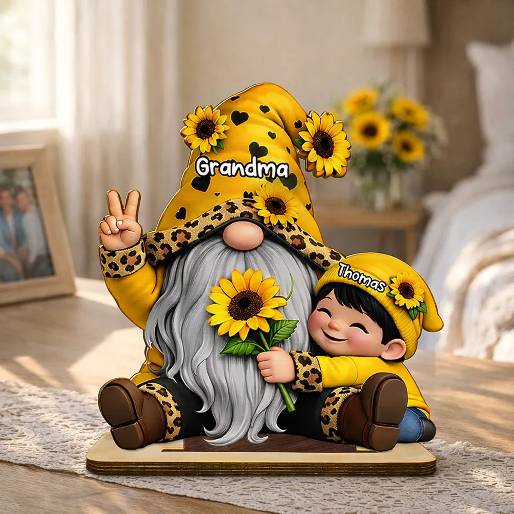 Grandma & Grandkids Sunflower - Personalized Wooden Plaque - Sentimental Gift for Grandma