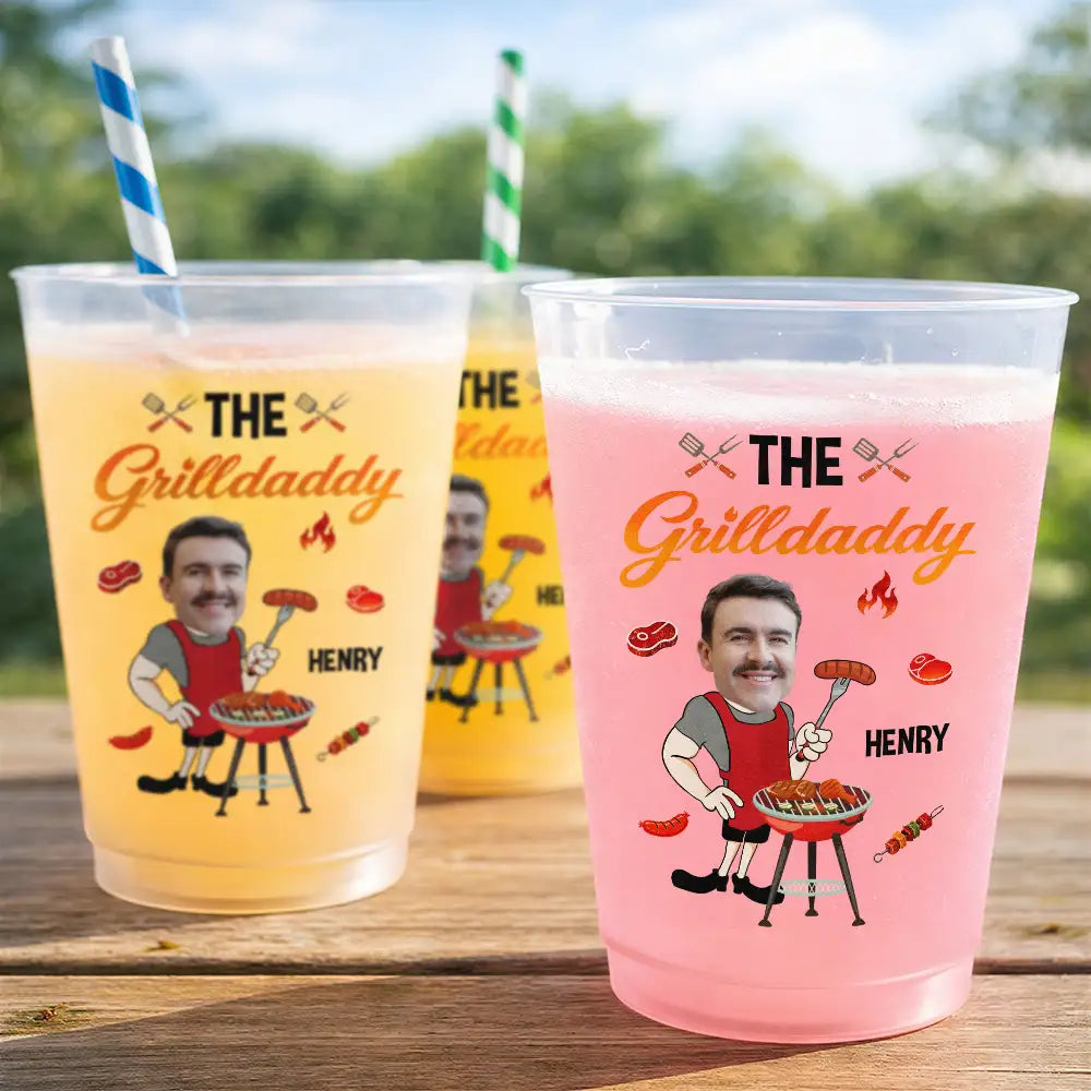 Custom Photo Funny Dad Grandpa Grill Master - Personalized Frosted Cups