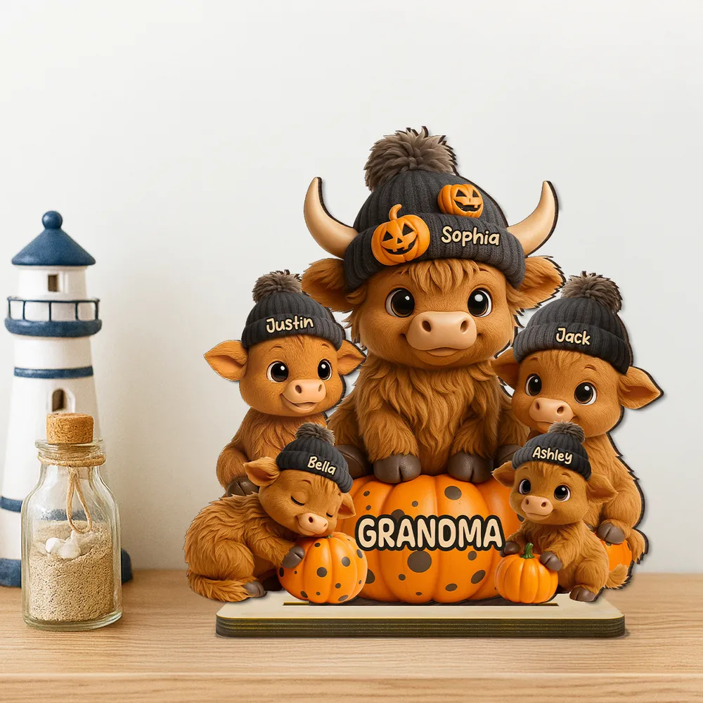 Mama Cow Personalized Wooden Plaque, Cozy Fall Vibe Halloween Decor for Mom, Grandma