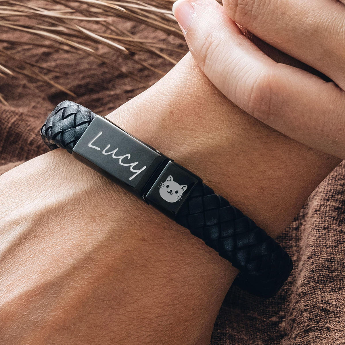 Custom Cremation Bracelet, Personalized Ashes Bracelet Dog Urn Bracelet Leather, Engraved Pet Ashes Bracelet, Pet Memorial Gift