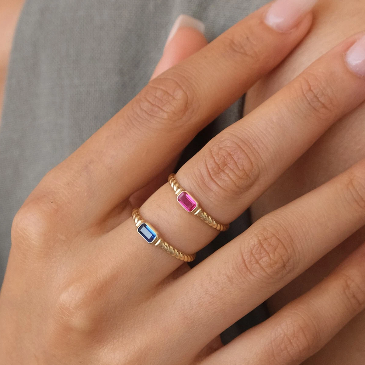 Personalized Birthstone Ring Gifts for Mom