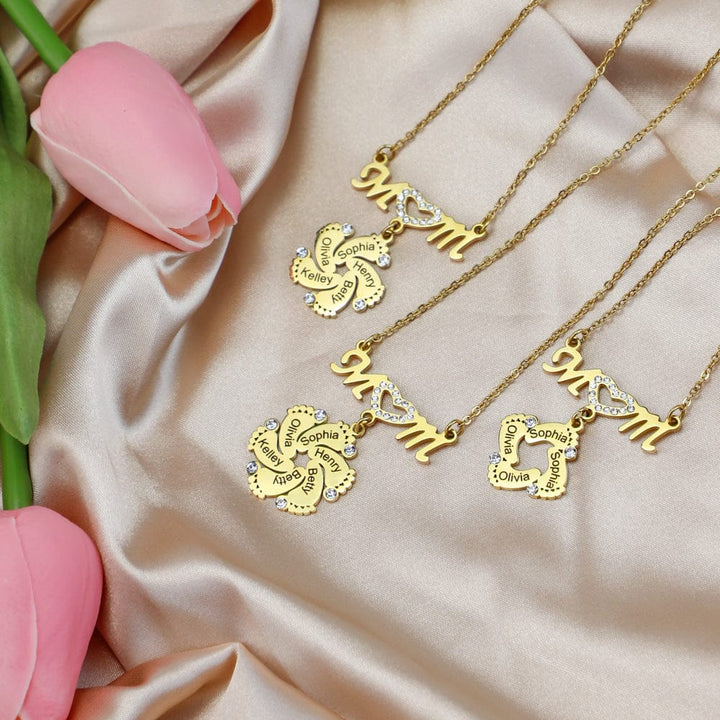 Mother's Day Gift Personalized Diamond Mom Necklace With Crystal Baby Feet